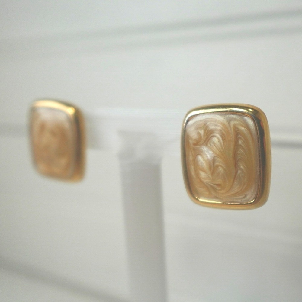 Vintage Gold Tone Earrings Swirl Cream Enamel Painted Square Pierced Jewelry
